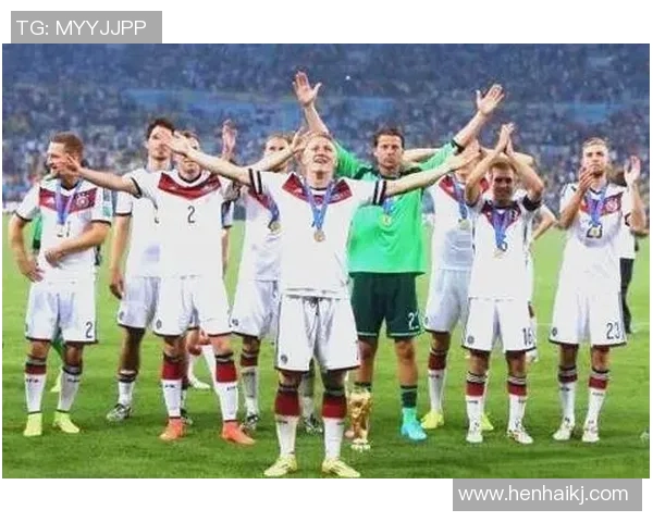 多位世界级球星足迹踏入中国足球场盘点与回顾