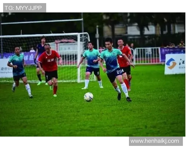 众星闪耀绿茵情深以足球为纽带定格荣耀瞬间